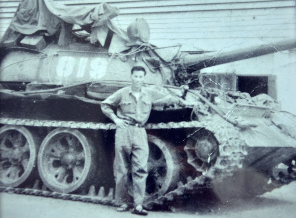Ông Bùi Duy Thinh là chiến sĩ của Binh đoàn Than có mặt tại Sài Gòn vào buổi trưa 30/4/1975. Ảnh tư liệu