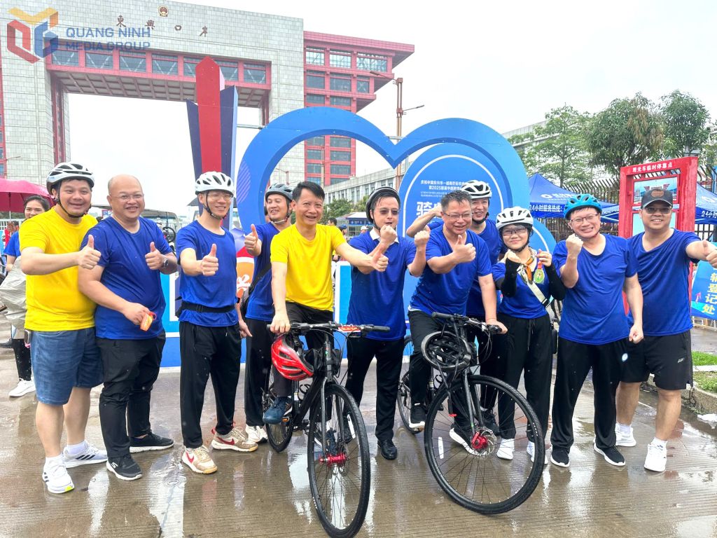 Giải đạp xe qua biên giới Việt - Trung (Móng Cái - Đông Hưng) lần thứ nhất năm 2025, tháng 5/2025 thu hút 500 vận động viên tham gia.